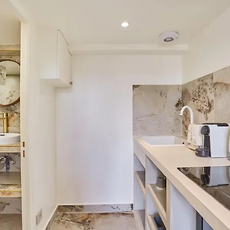 Roquette - Apartment